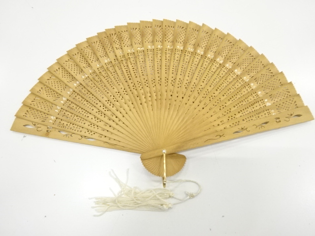 JAPANESE KIMONO / ANTIQUE SANDALWOOD FAN